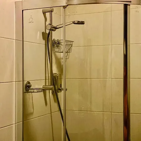 With Pool, Near The Lift バンスコ