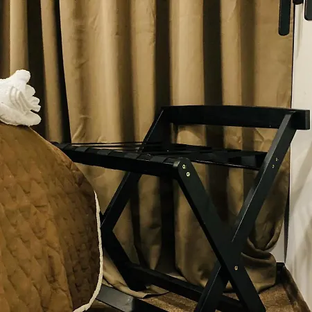 With Pool, Near The Lift バンスコ