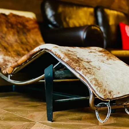 With Pool, Near The Lift アパート