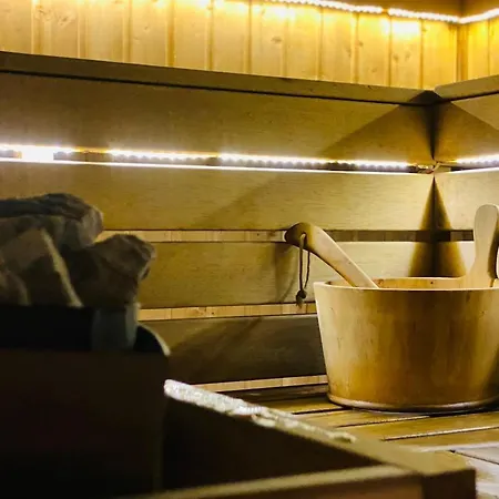 アパート With Pool, Near The Lift