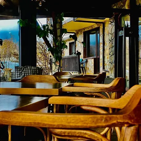 With Pool, Near The Lift Apartment Bansko