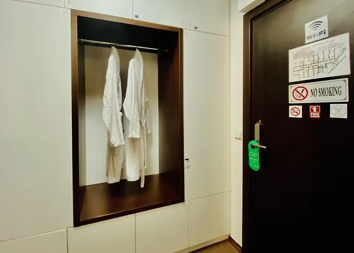 Apartman With Pool, Near The Lift Banszko