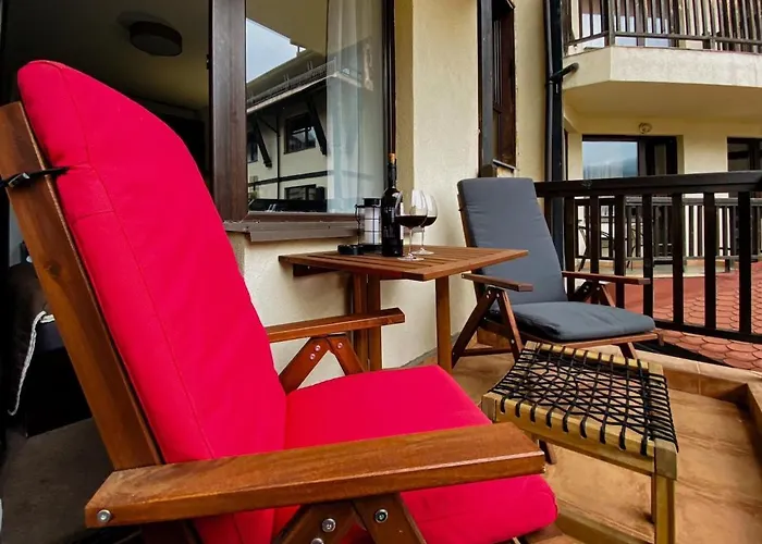 Apartman With Pool, Near The Lift Banszko